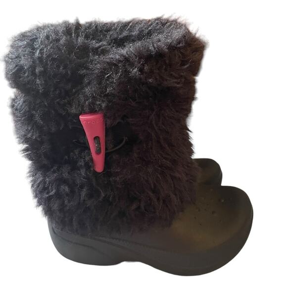 Crocs‎ Furry Black Boots Size 10-11 - Picture 1 of 7
